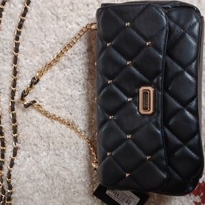 NWT- Badgley Mischka Crossbody W/ 💎 Quilted & Woven Strap. Black Vegan Leather